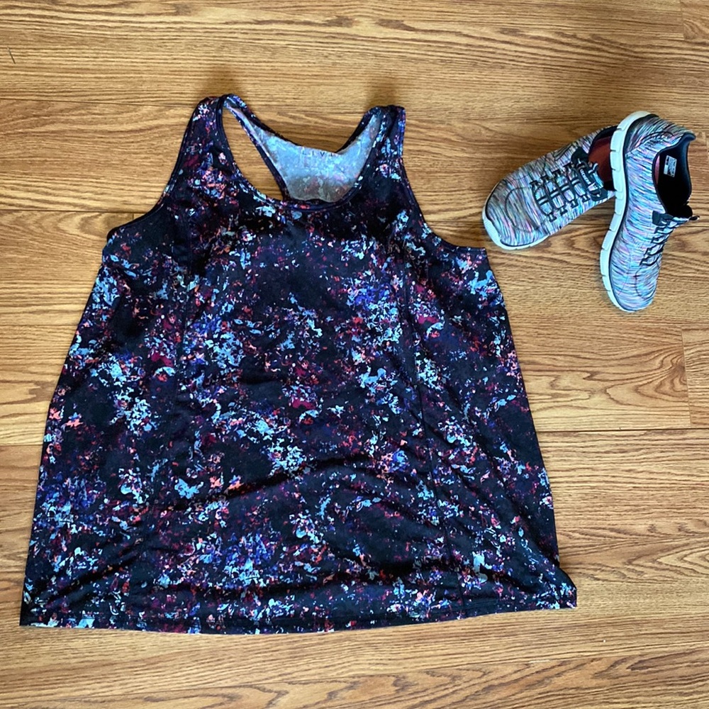 Livi Active 18/20 wicking top